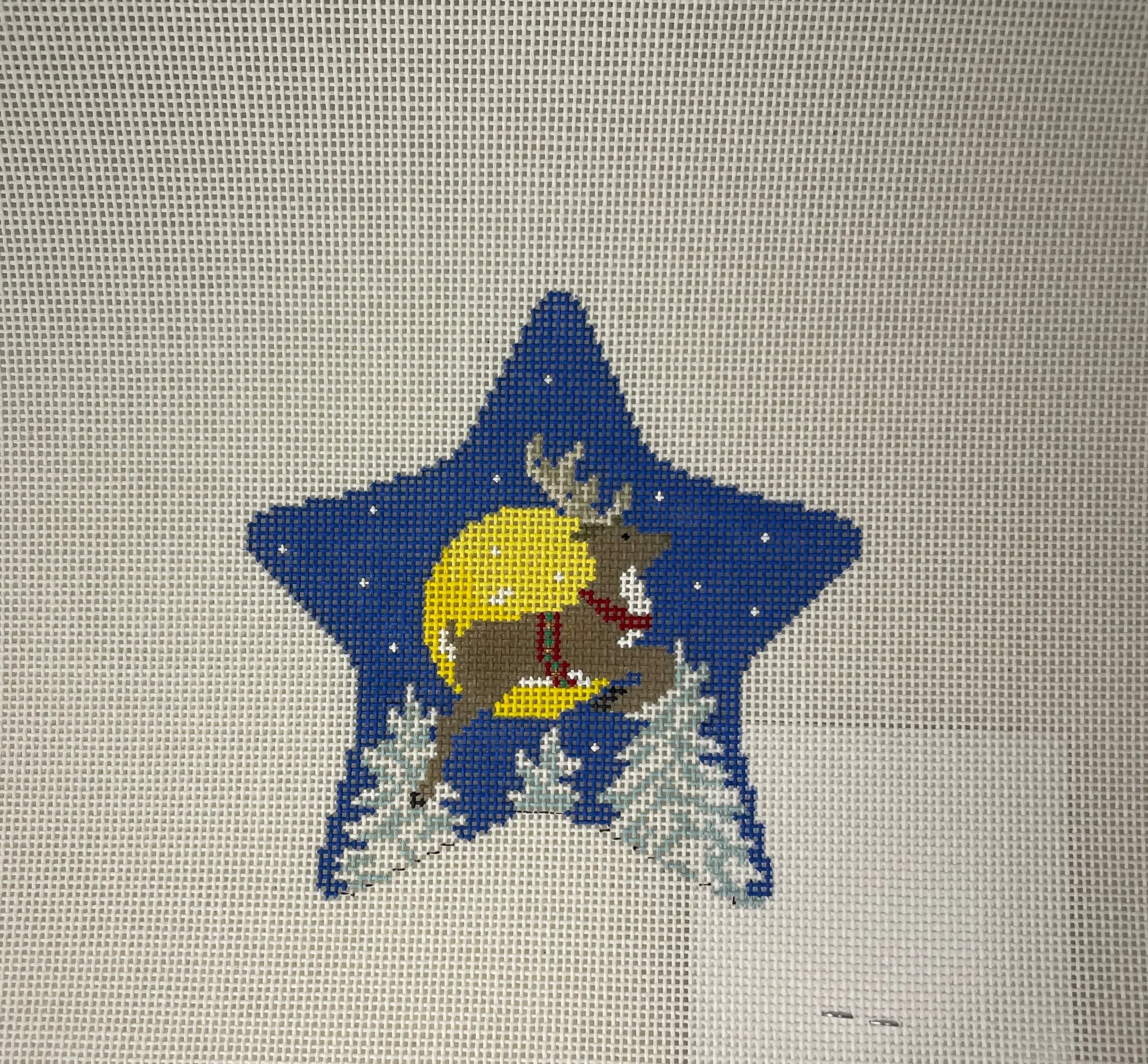 * Susan Roberts Needlepoint 5791 Flying Reindeer Star