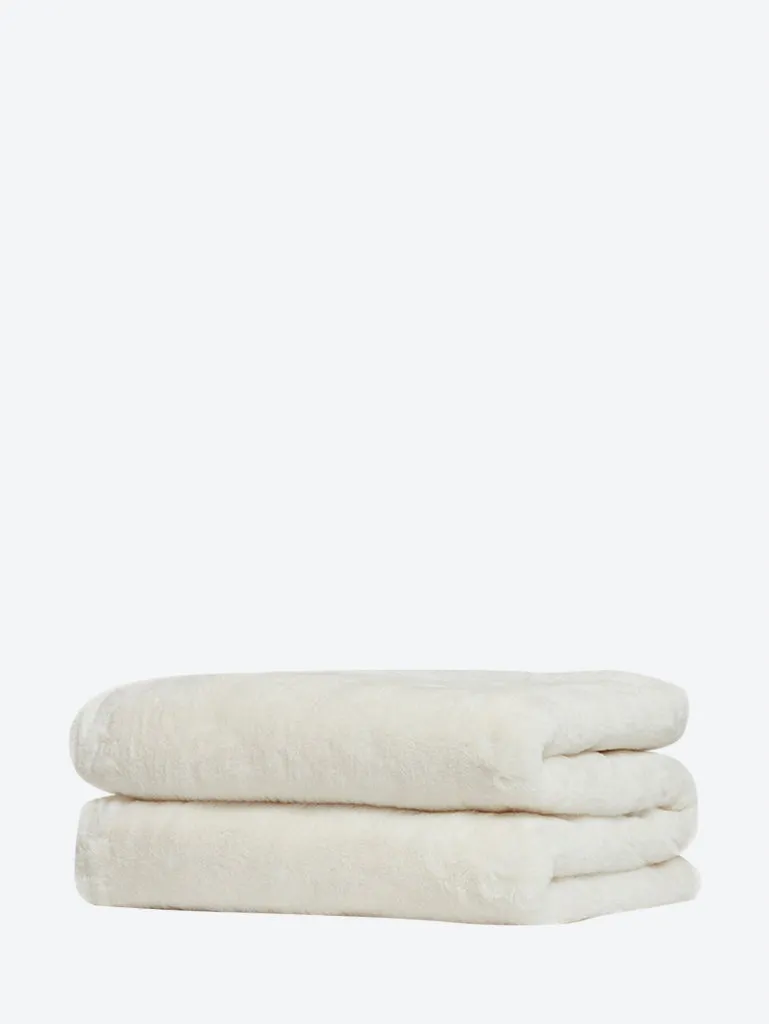 JUMBO BRADY BLANKET IVORY