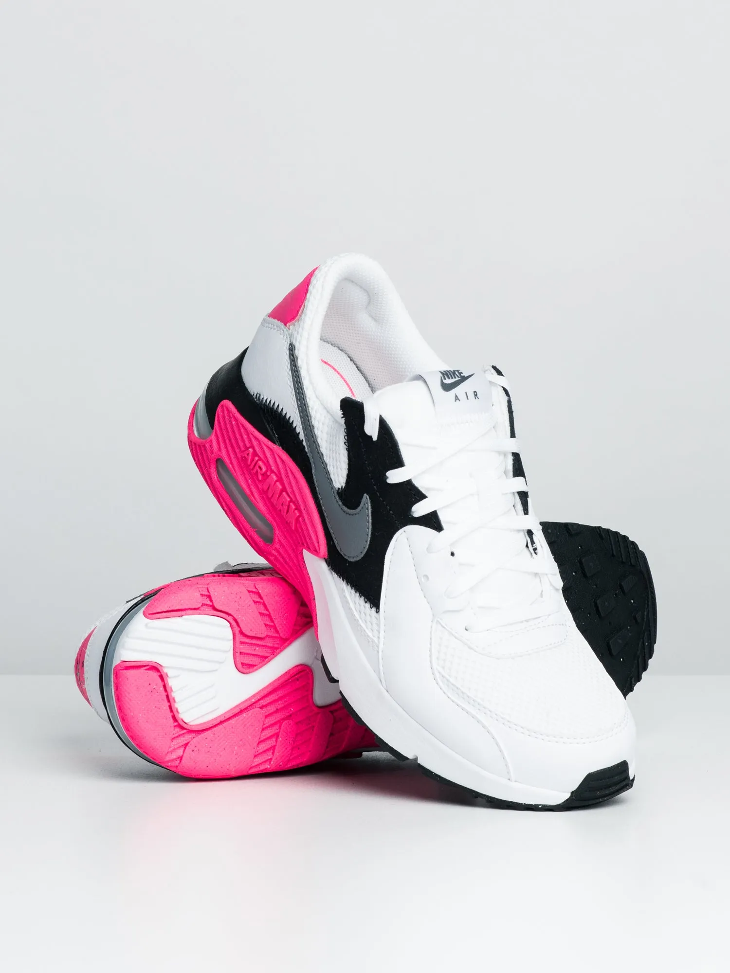 WOMENS NIKE AIR MAX EXCEE SNEAKERS - CLEARANCE